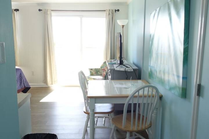 Room 56 of 282