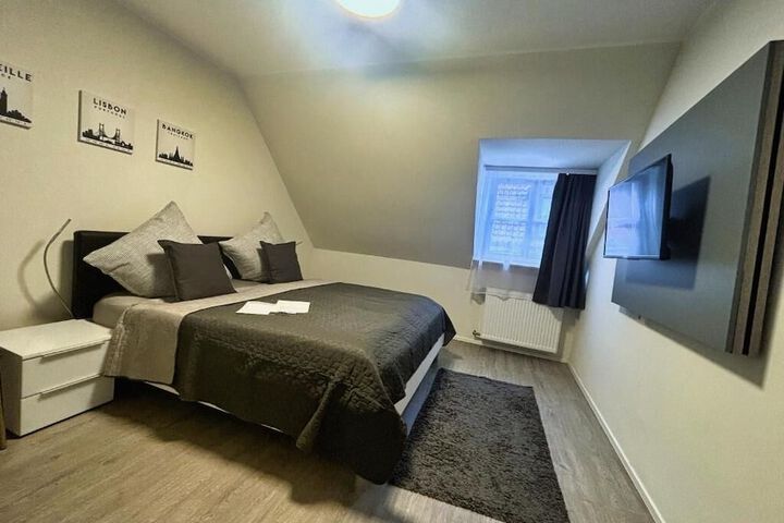 Room 26 of 60