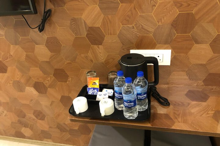 Breakfast/Coffee Service 33 of 38
