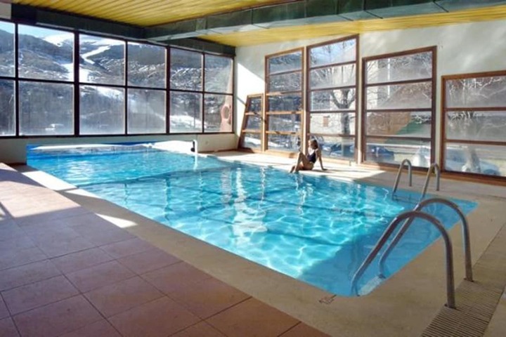 Pool 33 of 128