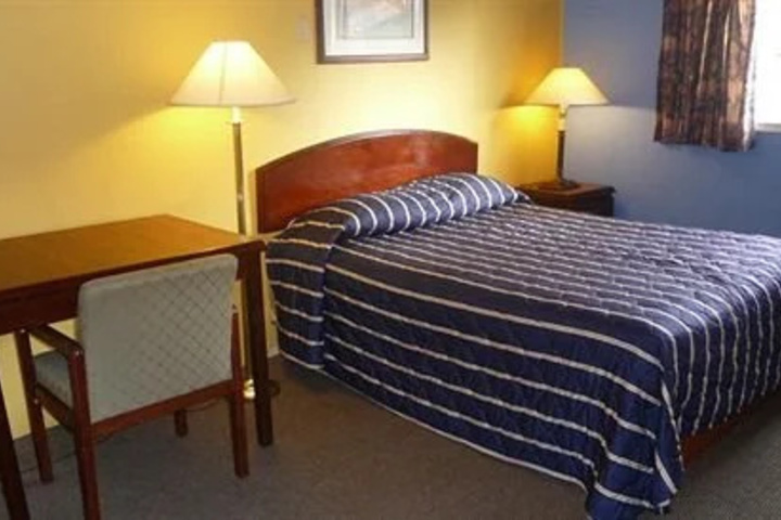 Room 34 of 34