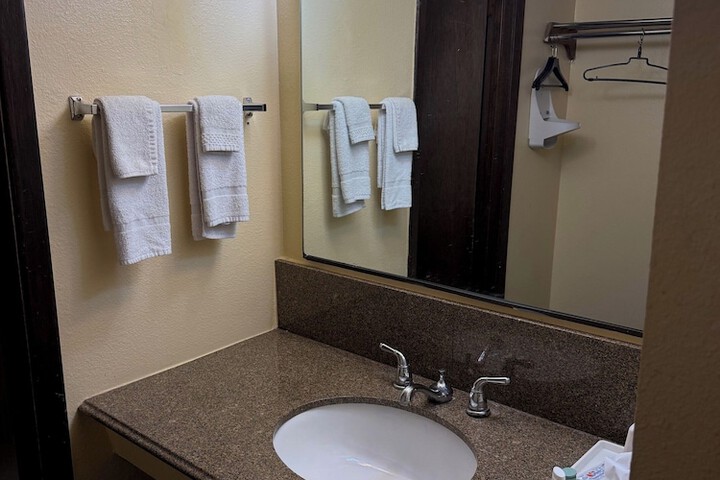 Clean Restrooms