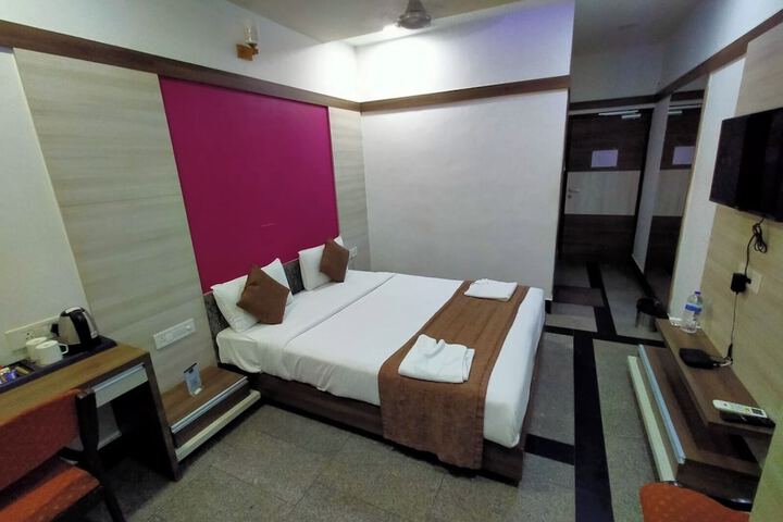 Room 54 of 132