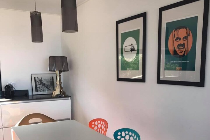 Room 11 of 48