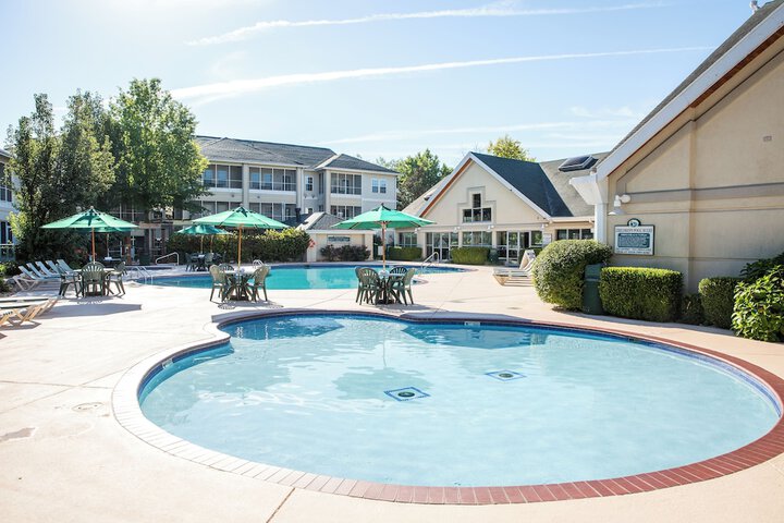 Pool 29 of 71