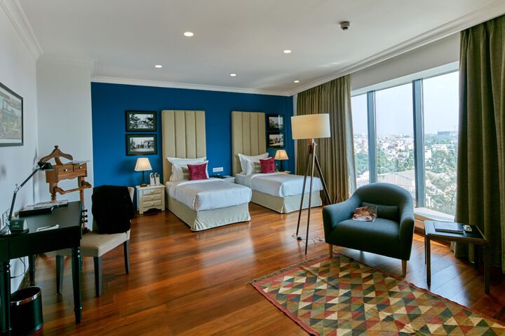 Room 9 of 49