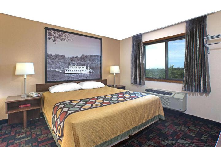 2 King Beds (2 of 8)