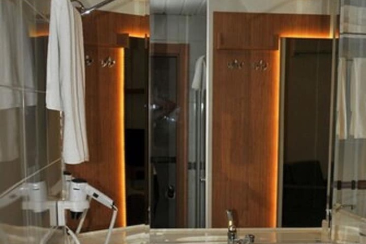 Bath Interior