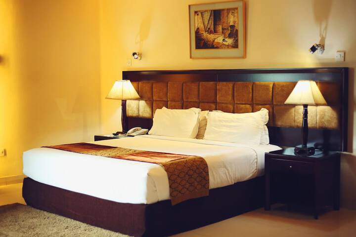 Image of The Avenue Hotel and Suites