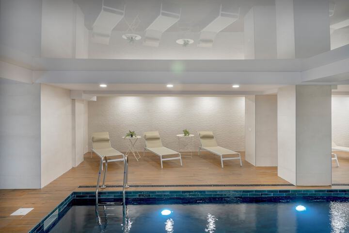 Pool 42 of 60