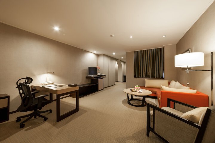 Room 19 of 72