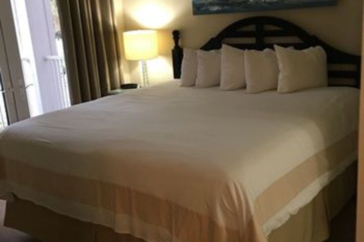 Room 45 of 119