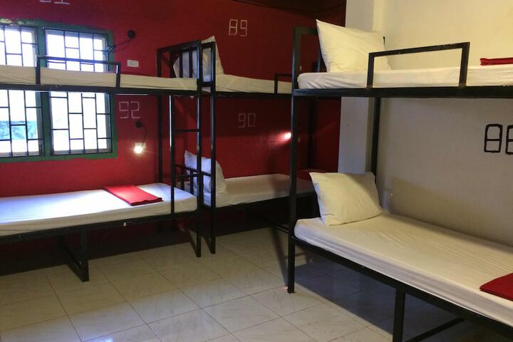 Room 20 of 155
