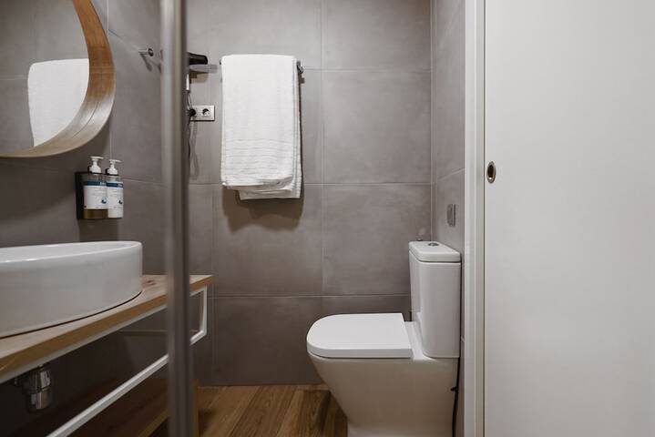 Bath Photo
