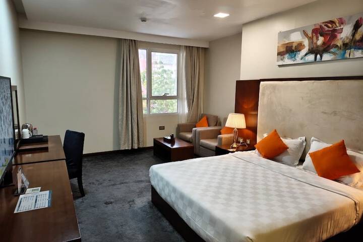 Room 3 of 15