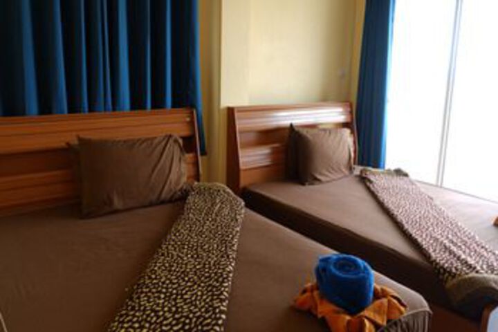 Room 17 of 26
