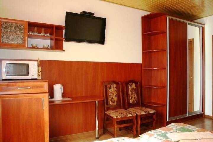 Room 16 of 57
