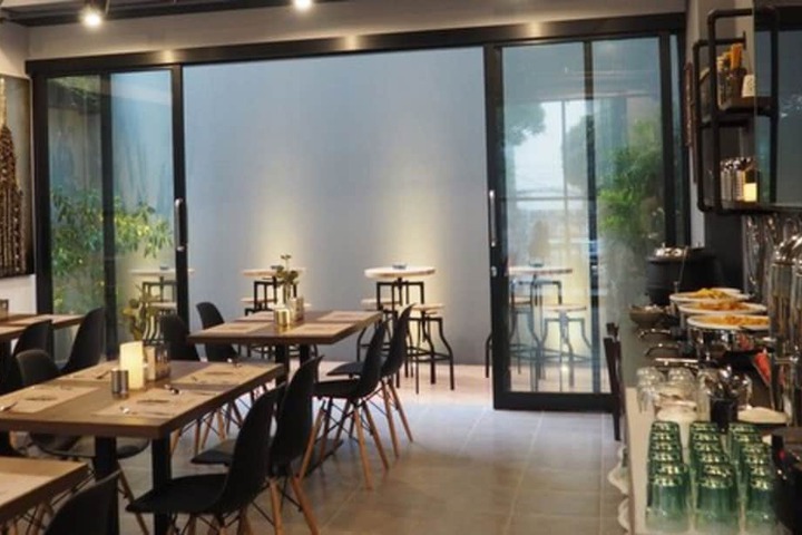 Dining Photos
