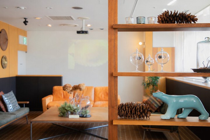 Hotel Lobby