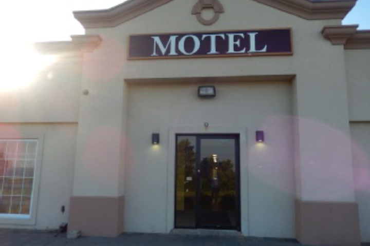 Hotel 10 of 131