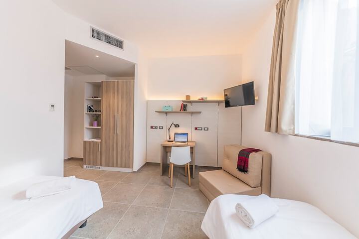 Room 15 of 67