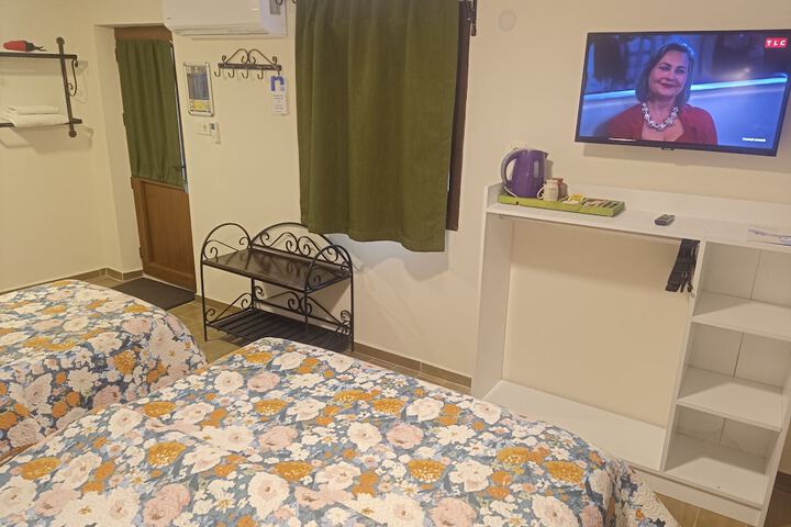 Room 19 of 125