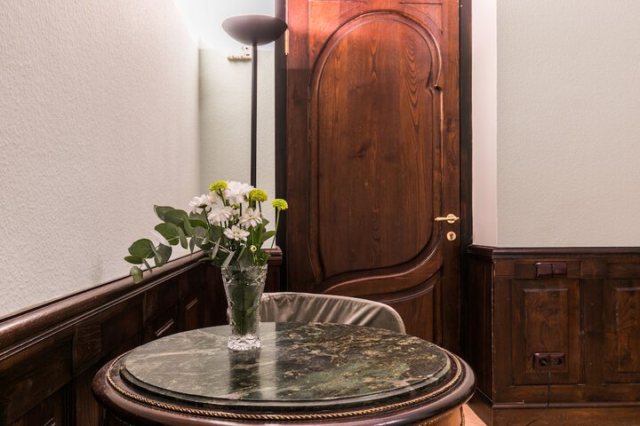 Room 28 of 72