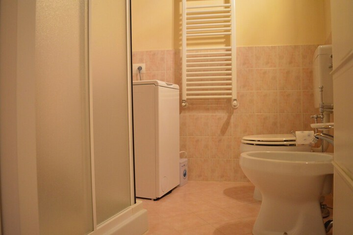 Room 43 of 68