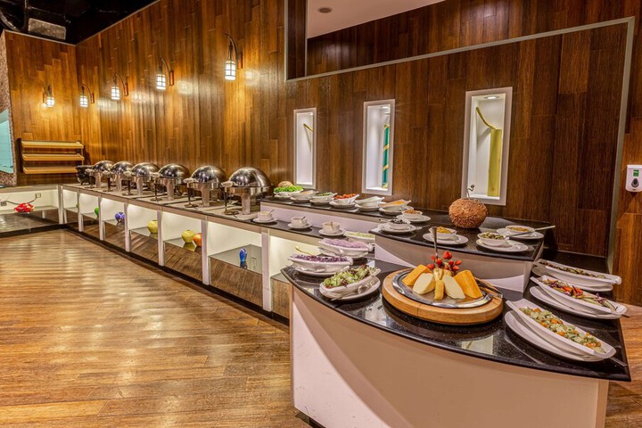 Dining 59 of 117