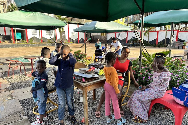 Childrens Activities 254 of 307