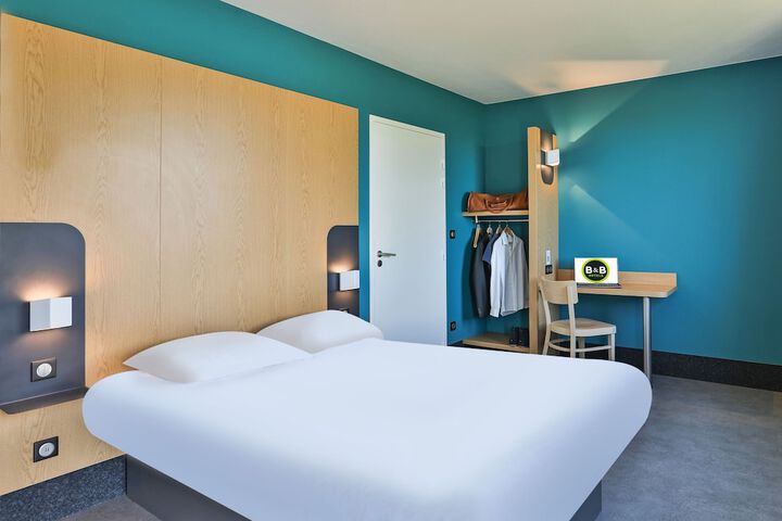 Room 7 of 31