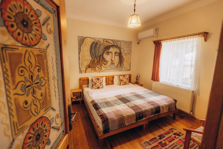 Room 14 of 39