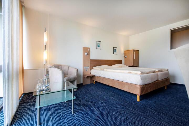 Room 43 of 130