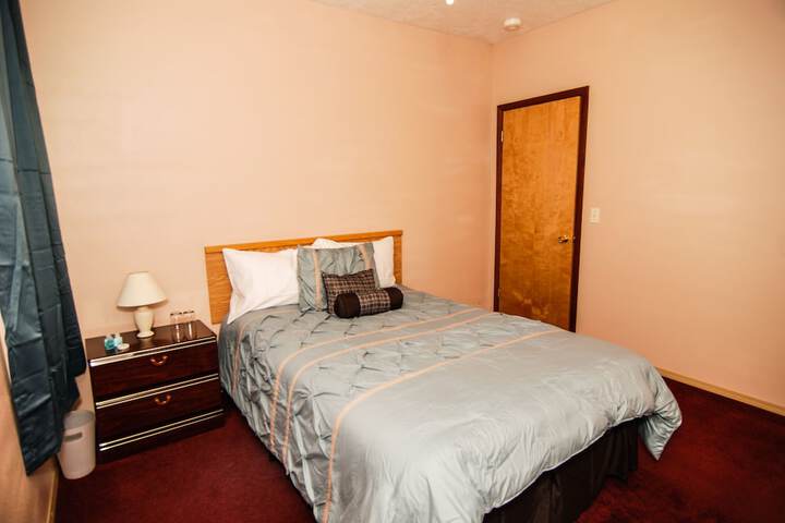 Room 3 of 45