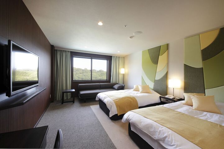 Room 15 of 178