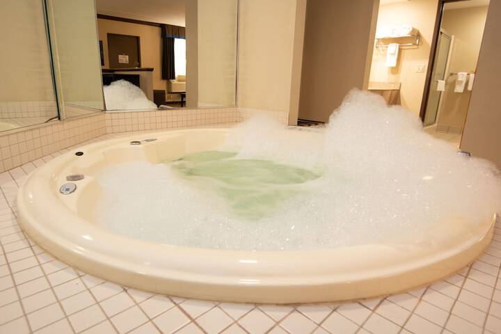 Jetted tub