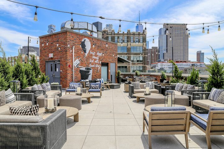 Sundeck 143 of 143
