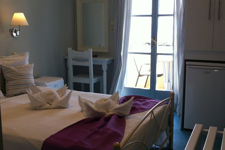 Room 14 of 60