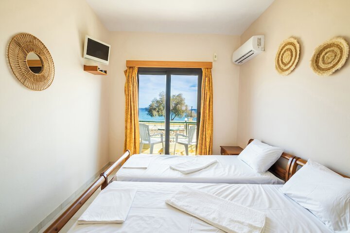 Room 15 of 71