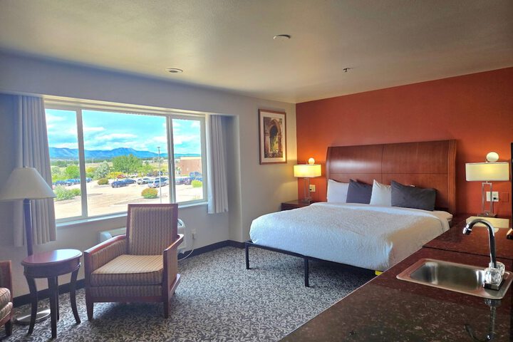 Room 17 of 29