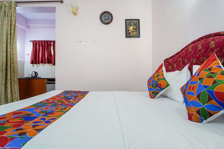Room 20 of 33
