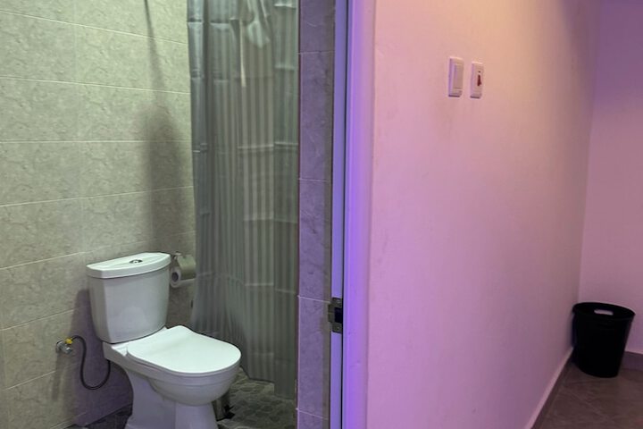 Room 51 of 88