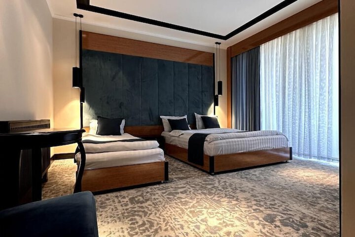 Room 7 of 49