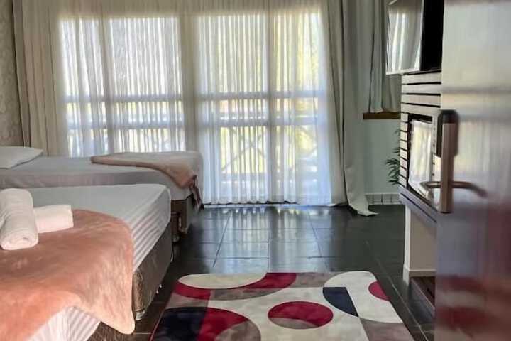 Room 22 of 86