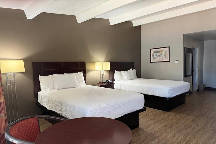 Room 14 of 61