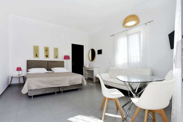 Room 12 of 66
