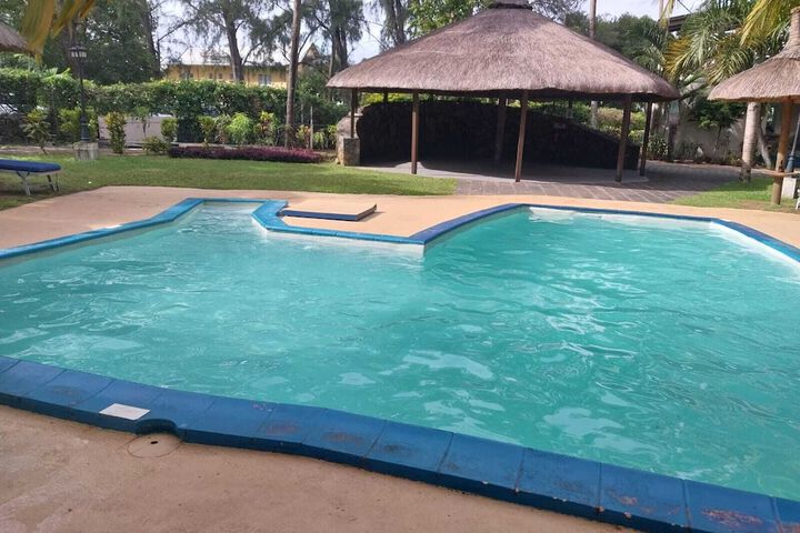 Hotel Pool