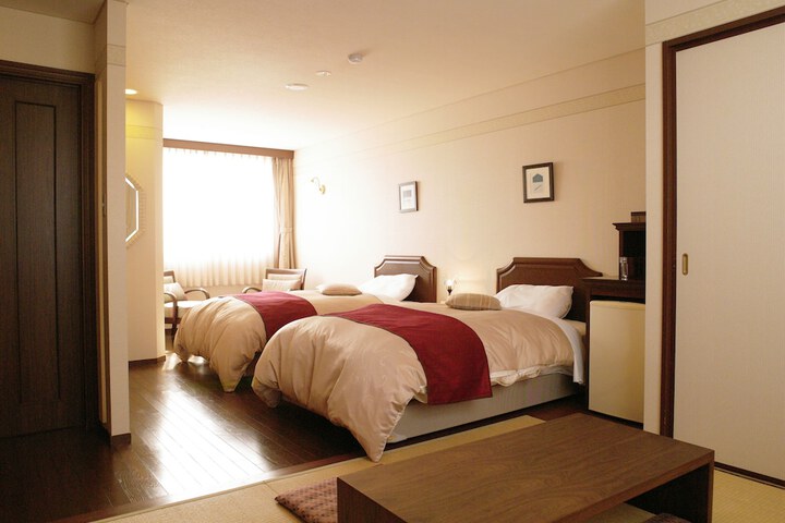 Room 6 of 21