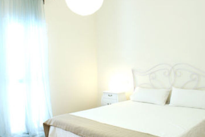 Room 12 of 36