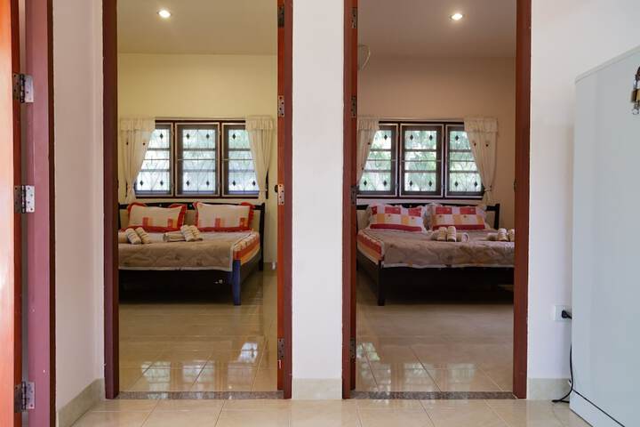 Room 2 of 44